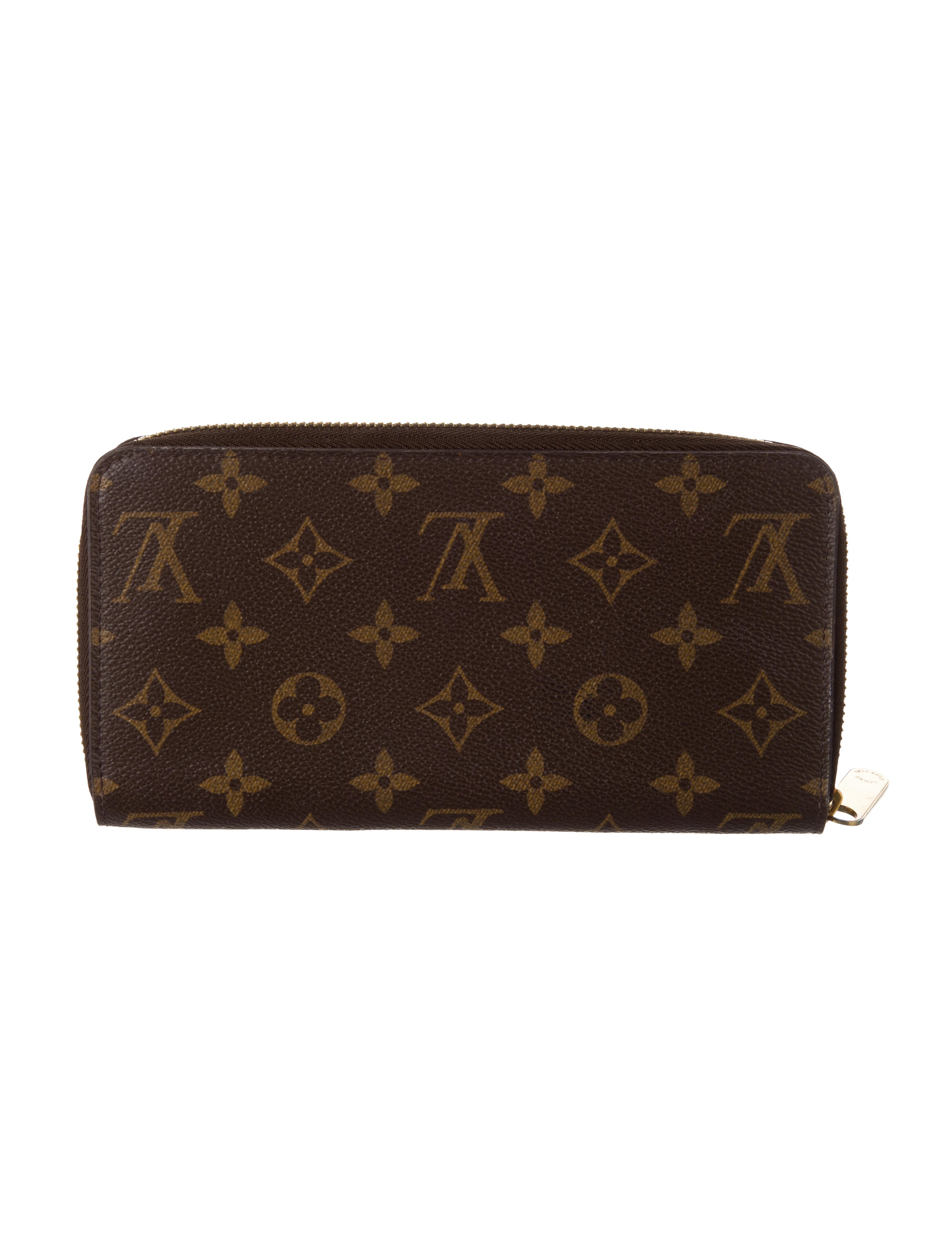 Louis Vuitton 2017 LV Monogram Zippy Wallet
